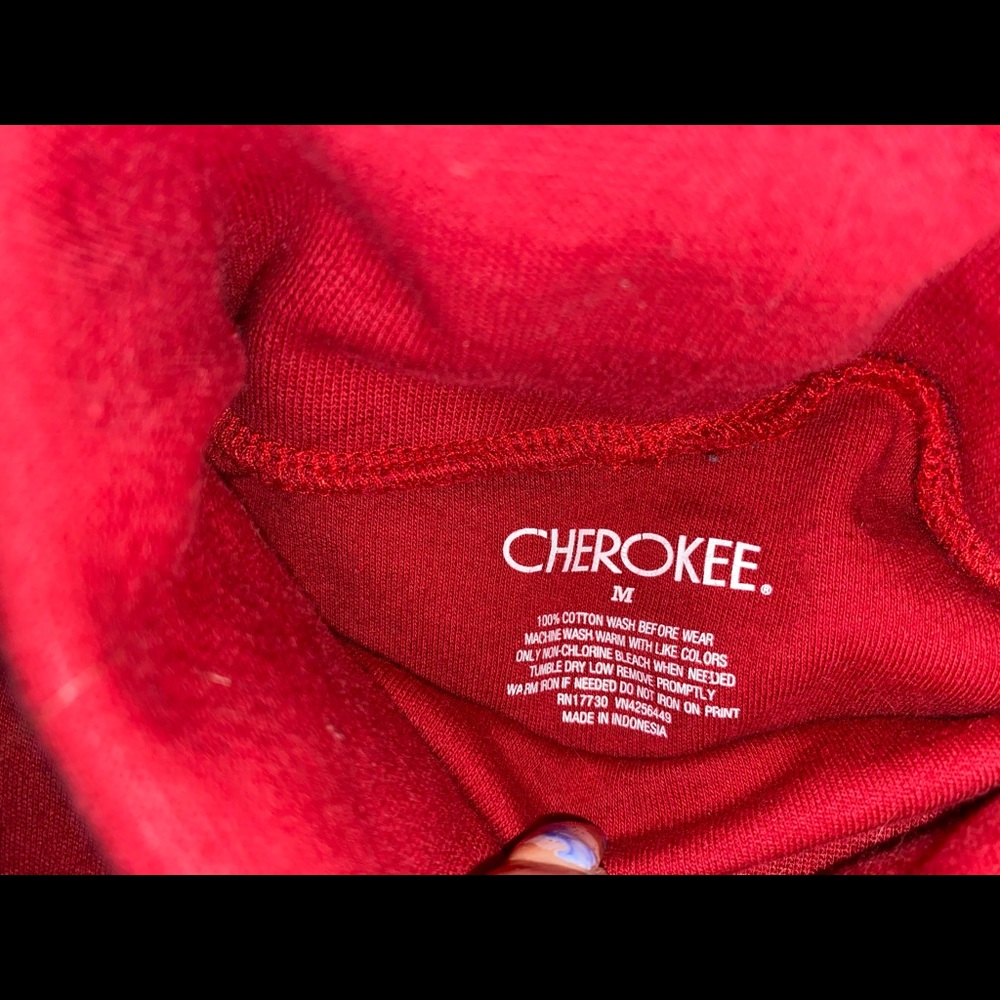 Red TurtleNeck - Picture 2 of 2